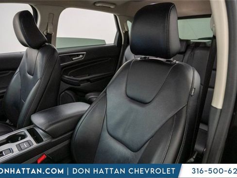 Used 2022 Ford Edge Titanium image 22