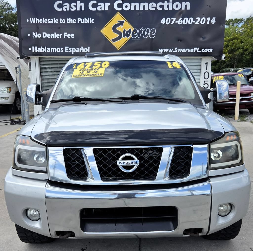 Used 2014 Nissan Titan SL AWD/4WD image 3