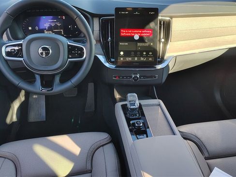 New 2026 Volvo XC90 B6 Ultra image 12