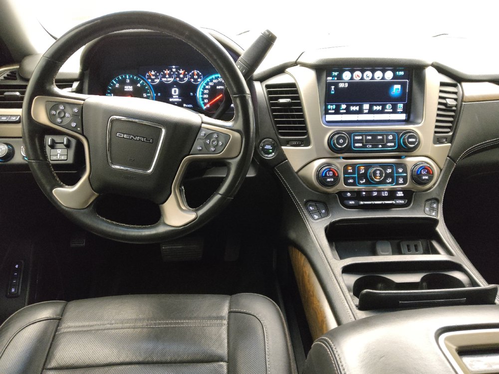 Used 2018 GMC Yukon Denali w/ Open Road Package AWD/4WD image 22