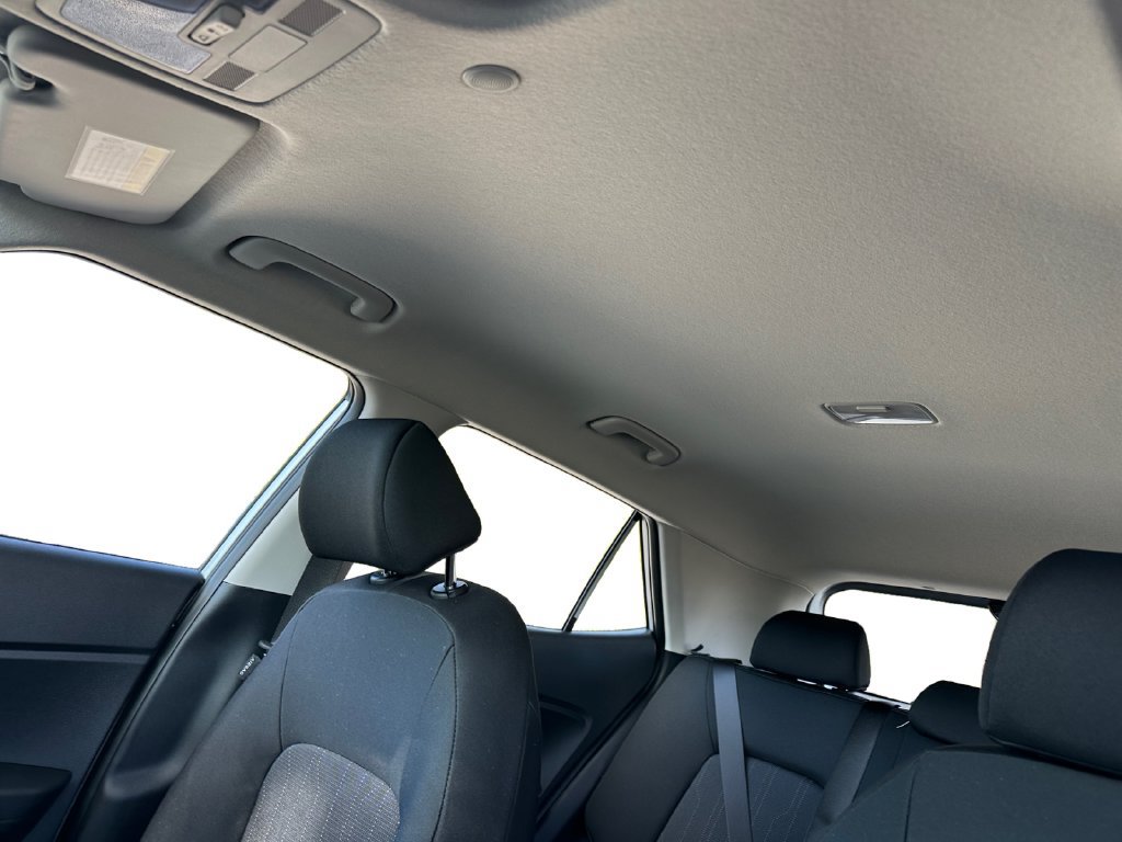 New 2026 Hyundai Venue SE FWD image 12