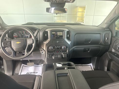 Used 2025 Chevrolet Silverado 2500 Custom w/ Custom Convenience Package image 19