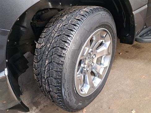 Used 2022 RAM 1500 Big Horn image 30