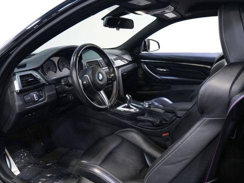 Used 2019 BMW M4 Coupe w/ Competition Package image 28