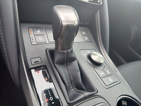 Used 2022 Lexus IS 350 F Sport image 15