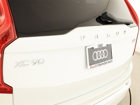 Used 2022 Volvo XC90 T6 Inscription w/ Advanced Package image 33