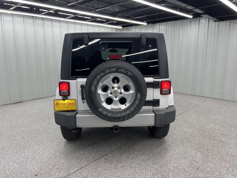 Used 2013 Jeep Wrangler Unlimited Sahara w/ Trailer Tow Group image 5