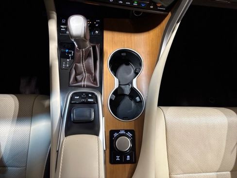 Used 2019 Lexus RX 350 AWD image 22