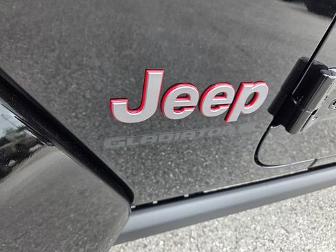 New 2026 Jeep Gladiator Rubicon image 5