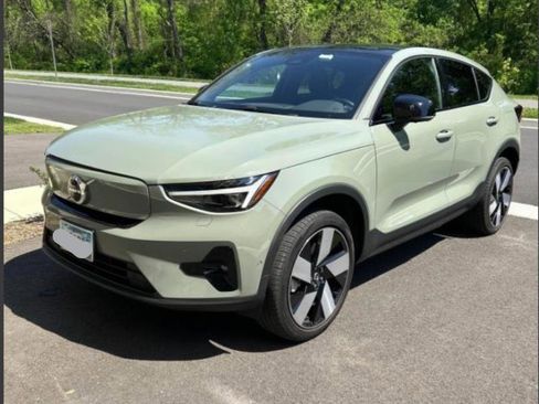 Used 2023 Volvo C40 P8 Recharge Ultimate AWD/4WD image 11