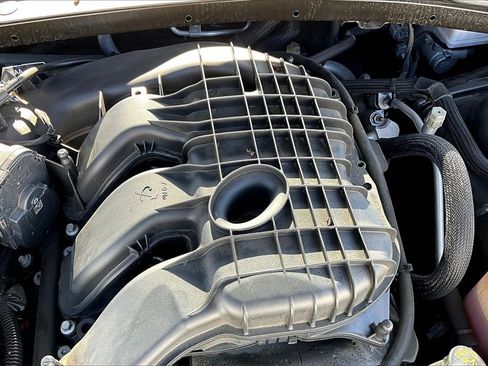 Used 2023 Dodge Charger SXT w/ Blacktop Package image 36