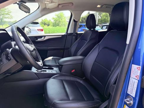 Used 2021 Ford Escape SEL w/ Technology Package FWD image 13