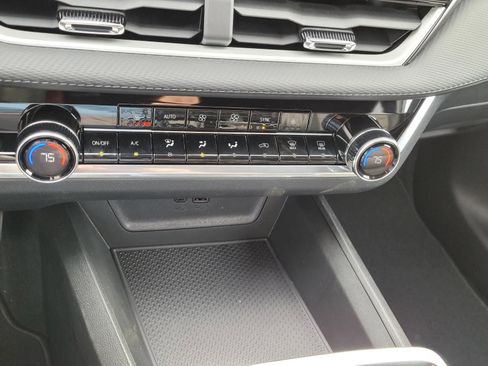 New 2026 Chevrolet Equinox LT w/ Convenience Package II FWD image 20