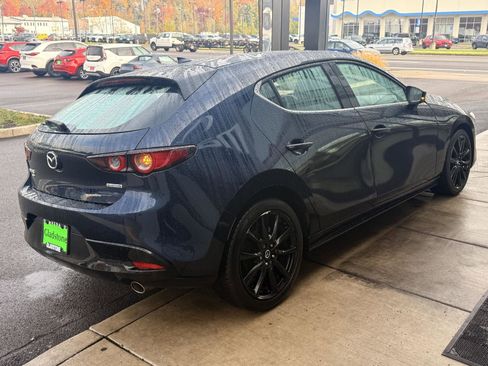 Used 2019 MAZDA MAZDA3 AWD Hatchback w/ Premium Pkg image 4