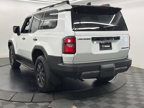 Used 2027 Toyota Land Cruiser AWD/4WD image 12