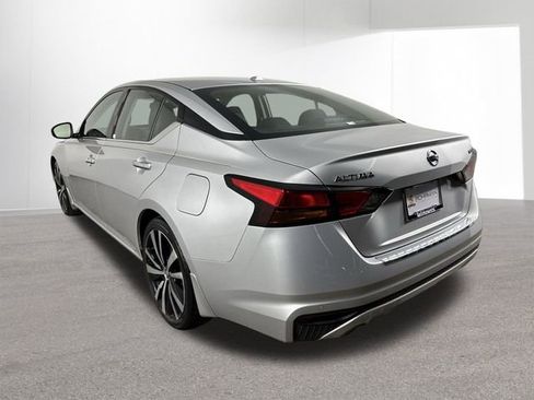 Used 2020 Nissan Altima 2.5 Platinum image 32