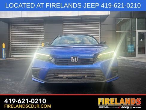 Used 2024 Honda Civic Sport image 2
