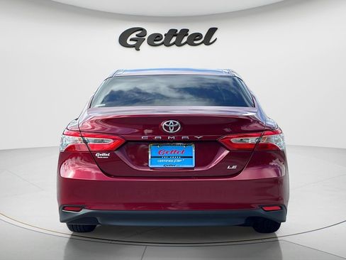 Used 2018 Toyota Camry LE FWD image 6