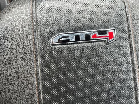 Used 2024 GMC Sierra 2500 AT4 w/ Technology Package AWD/4WD image 33