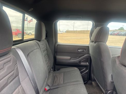 Used 2024 Nissan Frontier PRO-4X w/ Technology Package AWD/4WD image 33