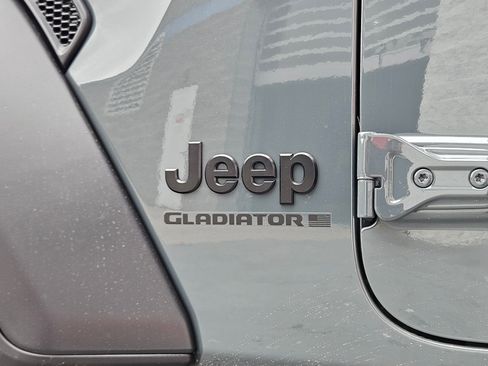 New 2026 Jeep Gladiator Sport image 27