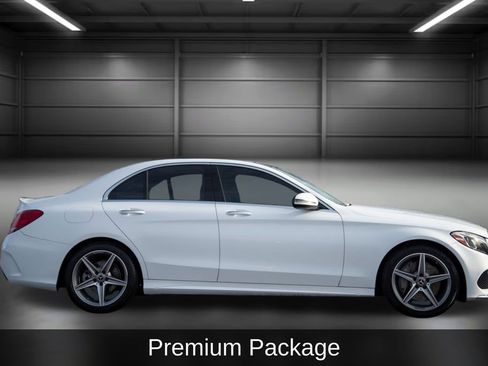 Used 2018 Mercedes-Benz C 300 4MATIC Sedan image 6