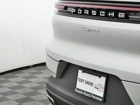 New 2026 Porsche Cayenne Coupe AWD/4WD image 38