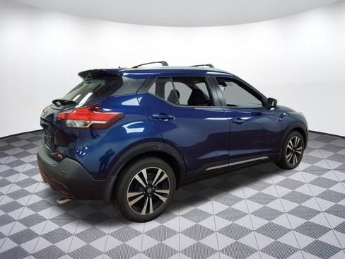Used 2020 Nissan Kicks SR w/ Exterior Package image 6