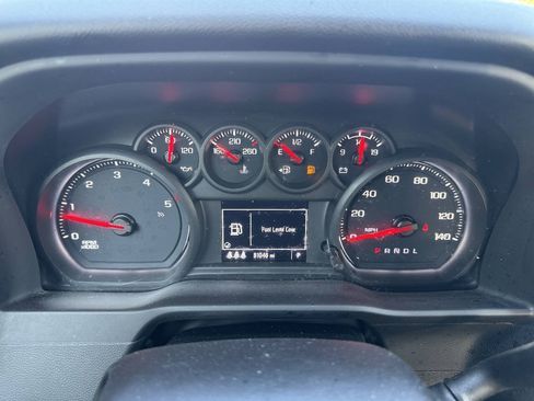 Used 2024 Chevrolet Silverado 2500 Custom w/ Custom Value Package AWD/4WD image 17