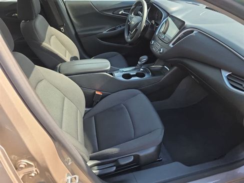 Used 2023 Chevrolet Malibu LT FWD image 47