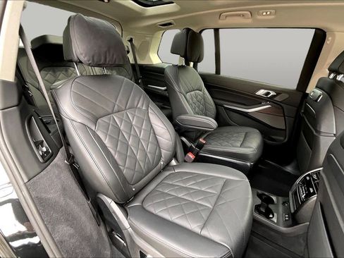 Certified 2026 BMW X7 xDrive40i AWD/4WD image 19