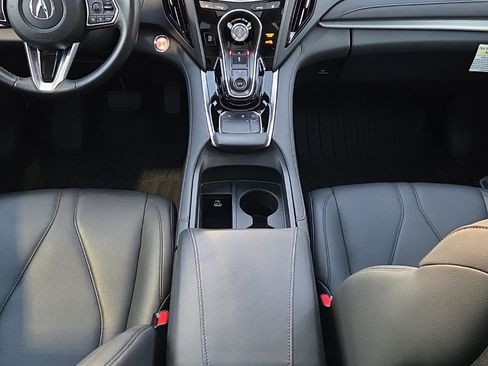 Used 2024 Acura RDX SH-AWD image 23