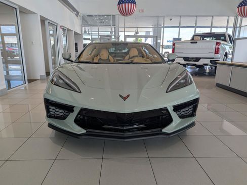 Used 2024 Chevrolet Corvette Stingray Premium Cpe w/ Z51 Performance Package RWD image 2