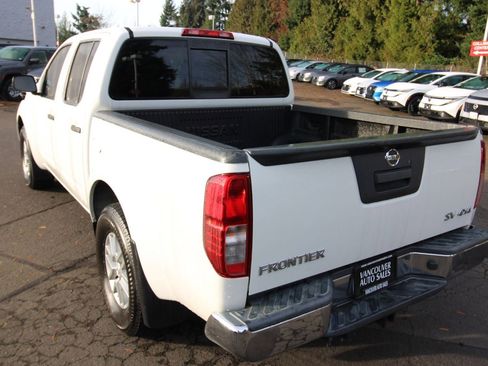 Used 2019 Nissan Frontier SV image 5