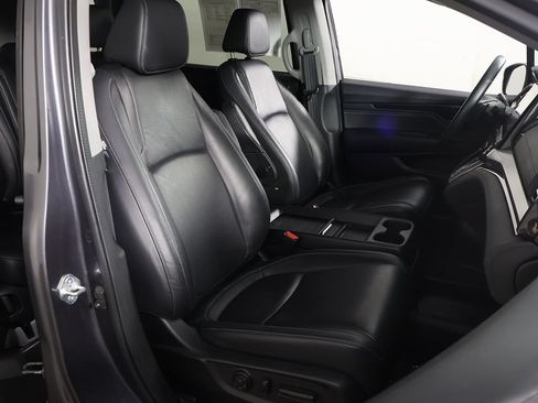 Used 2023 Honda Odyssey Touring image 29