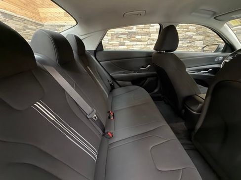 Used 2023 Hyundai Elantra SEL w/ Convenience Package FWD image 33