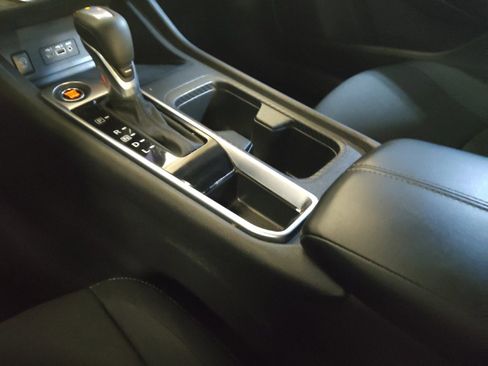 Used 2025 Nissan Sentra SV FWD image 26