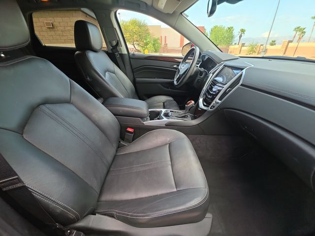 Used 2015 Cadillac SRX Luxury w/ Driver Awareness Package FWD image 29