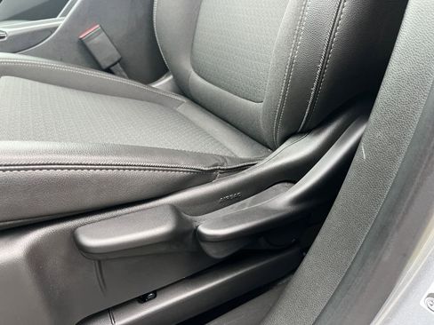 Used 2025 Buick Encore GX Preferred FWD image 23