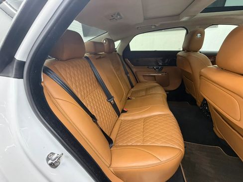 Used 2016 Jaguar XJ L Portfolio AWD/4WD image 8