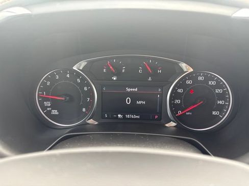 Used 2024 Chevrolet Blazer LT w/ Convenience Package FWD image 30