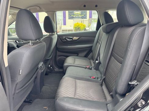 Used 2017 Nissan Rogue S FWD image 10