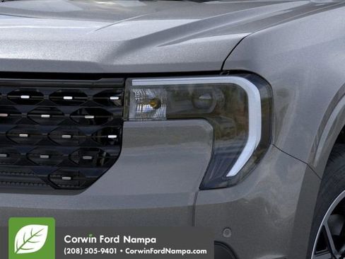 New 2026 Ford Maverick Lariat image 19