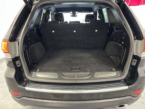 Used 2018 Jeep Grand Cherokee Limited AWD/4WD image 13
