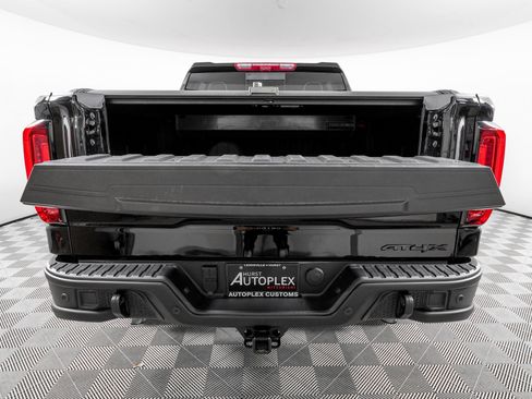 Used 2025 GMC Sierra 1500 AT4X w/ AT4X AEV Edition image 6
