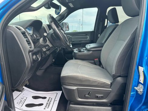 Used 2021 RAM 2500 Big Horn w/ Towing Technology Group AWD/4WD image 7