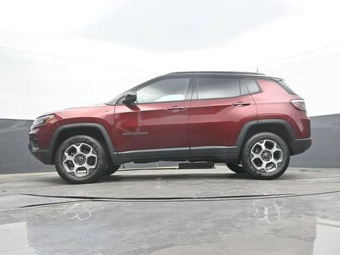 Used 2022 Jeep Compass Trailhawk w/ Trailhawk Elite Group AWD/4WD image 53