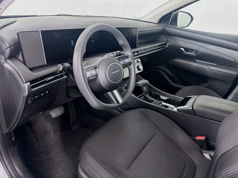 Certified 2025 Hyundai Tucson SEL image 9