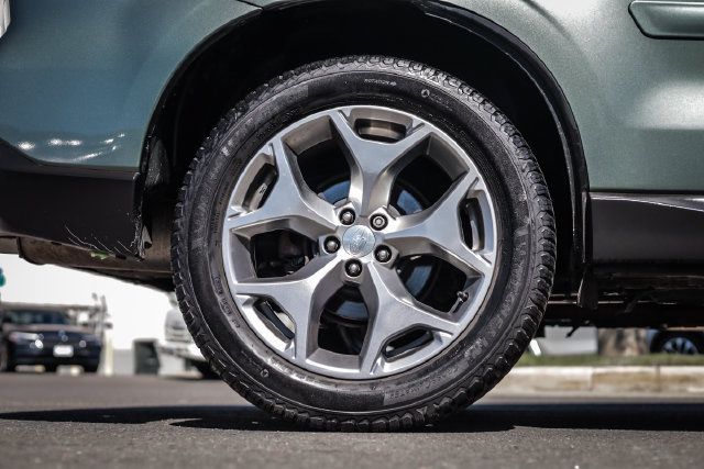 Used 2015 Subaru Forester 2.5i Touring w/ Eyesight & Navigation System AWD/4WD image 7