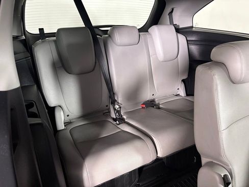 Used 2018 Honda Odyssey EX-L image 36
